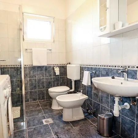 アパート Iva ザダル