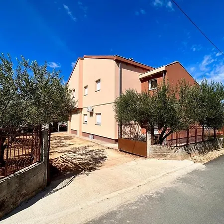 Iva Apartman